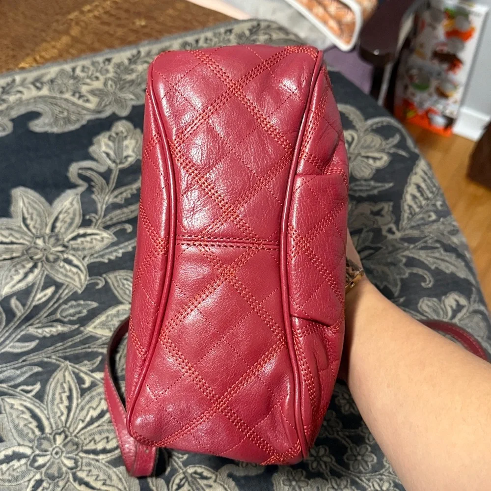 Authentic Jill Stuart Elegant Red Quilted Handbag with Lock and Key - Picture 7 of 13